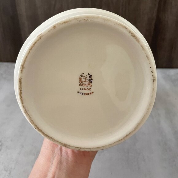 Lenox Vintage Wentworth 11" Vase Scalloped Rim Scroll Vines Flared Embossed - Picture 8 of 9